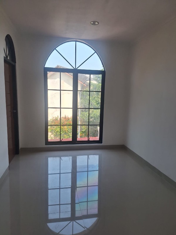 Rumah Emerald Townhouse Di Bintaro