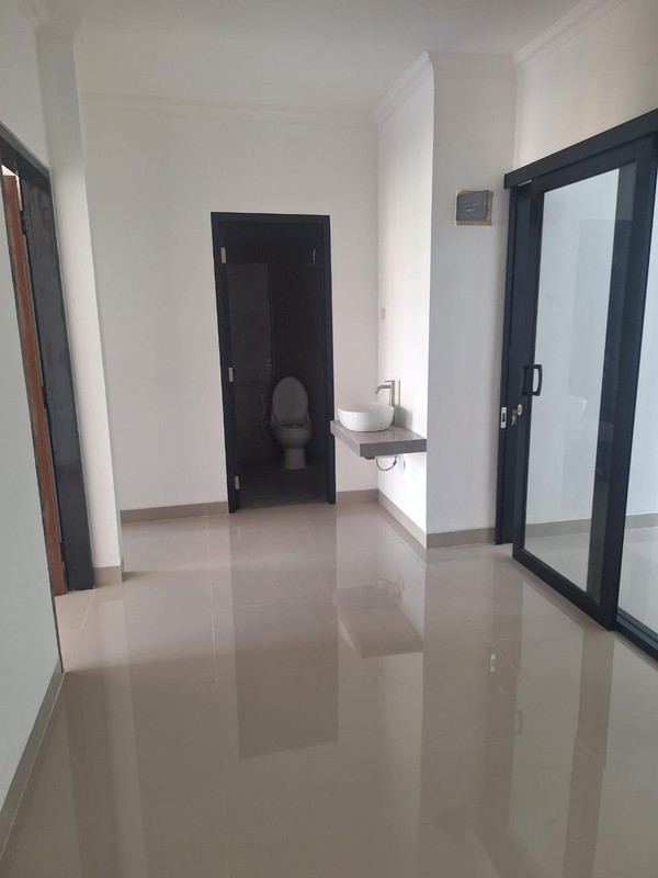 Rumah Emerald Townhouse Di Bintaro