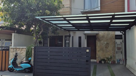 jual cepat rumah cantik siap huni di Griya Loka BSD City