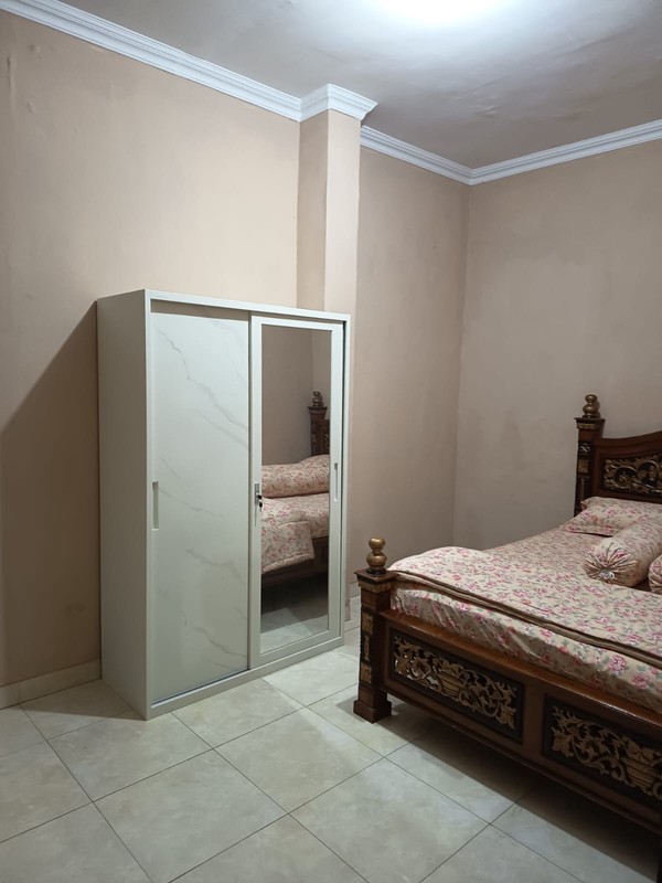 RUMAH FULL FURNISHED DISEWAKAN DI KEDAMAIAN DEKAT ANTASARI BANDAR LAMPUNG