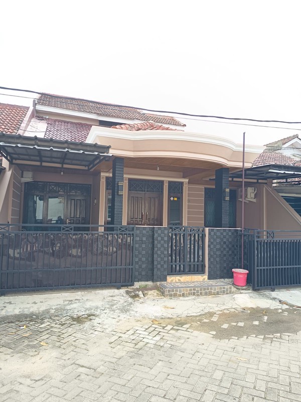 RUMAH FULL FURNISHED DISEWAKAN DI KEDAMAIAN DEKAT ANTASARI BANDAR LAMPUNG