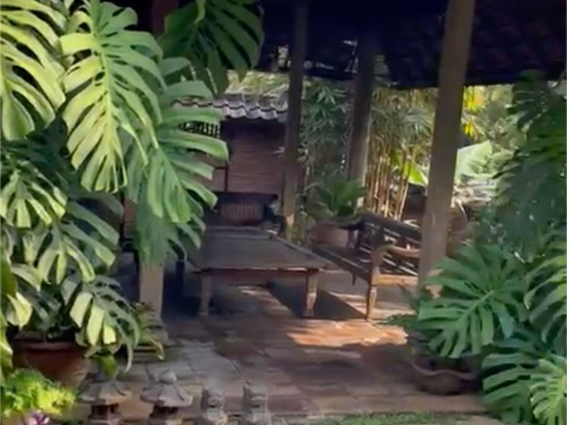 Cafe di Mega Cinere Jual Harga NJOP