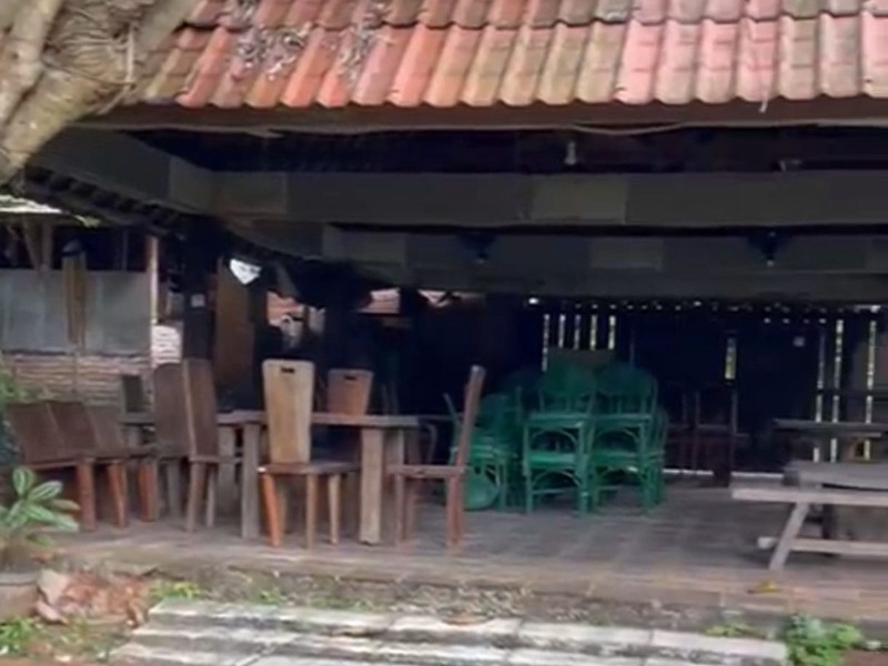 Cafe di Mega Cinere Jual Harga NJOP