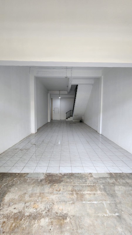 Dijual Ruko Villa Bukit Mas Blok RA- Parkiran Mobil LUAS - Lokasi Terdepan Dekat Akses Tol Satelit, Mayjen Sungkono , Ciputra World Mall, Grand Sungkono Lagoon