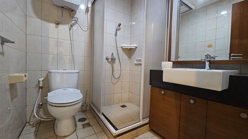 Sahid Sudirman Residence apartment lantai 10 depan mrt