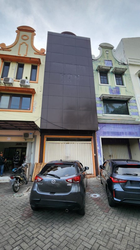 Disewakan Ruko Villa Bukit Mas Blok RA Surabaya Barat- Parkiran Mobil LUAS - Lokasi Terdepan Dekat Akses Tol Satelit, Mayjen Sungkono , Ciputra World Mall, Grand Sungkono Lagoon