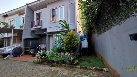Dijual rumah 2 lantai di kawasan premium  Gelagah Cirendeu ( Tembusan jalan Cirendeu- Cinere), Akses mudah, pinggir jalan raya.