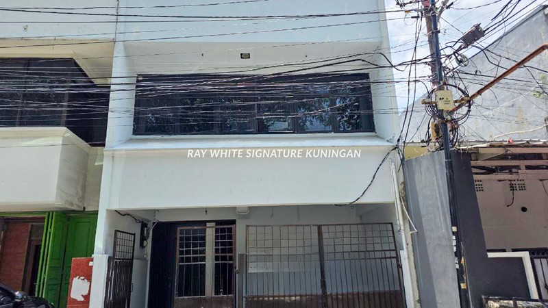 Ruko 2 Lantai Siap Pakai di Jalan Cisanggiri Kebayoran Baru