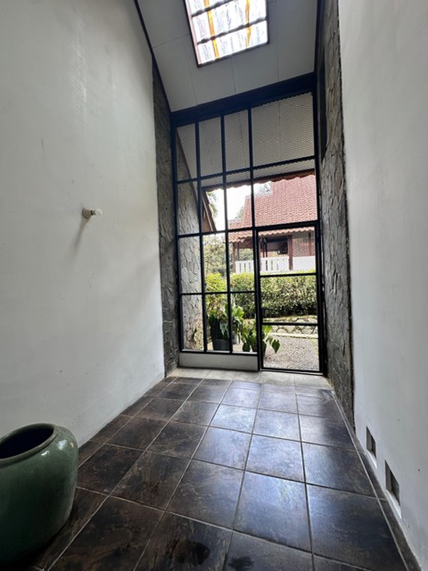 Dijual Rumah 2 lantai Di Gunung Geulis Kab.Bogor