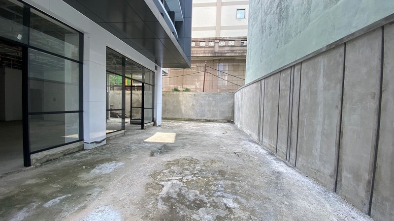 Ruko 7 Lantai + Basement di Mampang Prapatan Jaksel