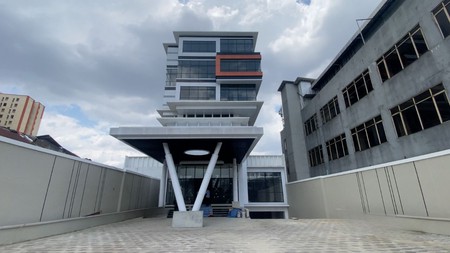 Ruko 7 Lantai + Basement di Otista Raya Jaktim