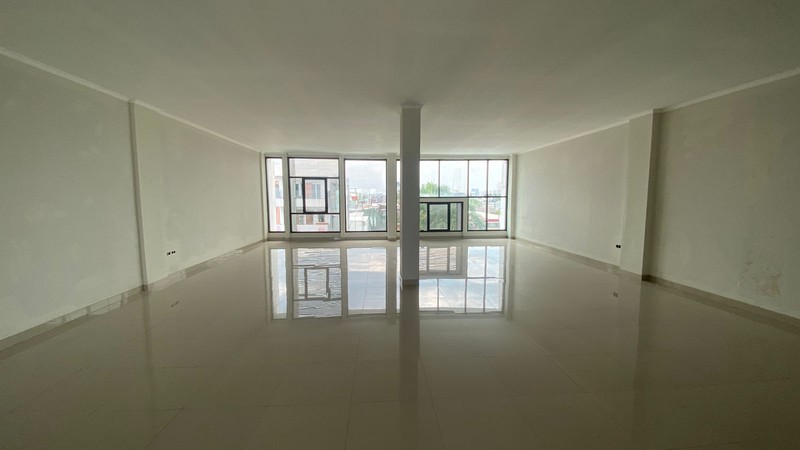 Gedung Kantor 4 Lantai + Car Park di Jatinegara Jaktim