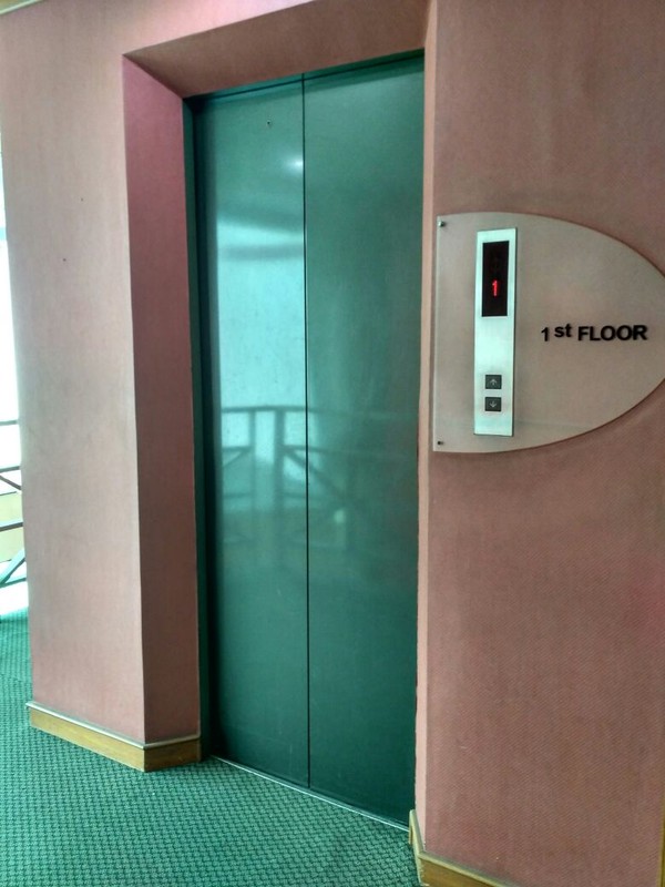 Di Sewakan Gedung bagus area Commersial Jl Johar Menteng  Jakarta Pusat