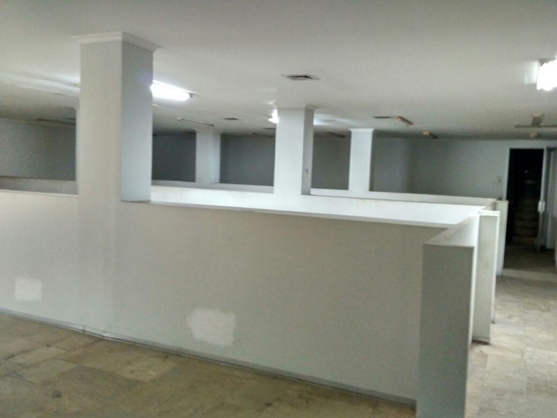 Disewakan Gedung Murah, Siap huni di Jl Agus Salim Menteng Jakarta Pusat 