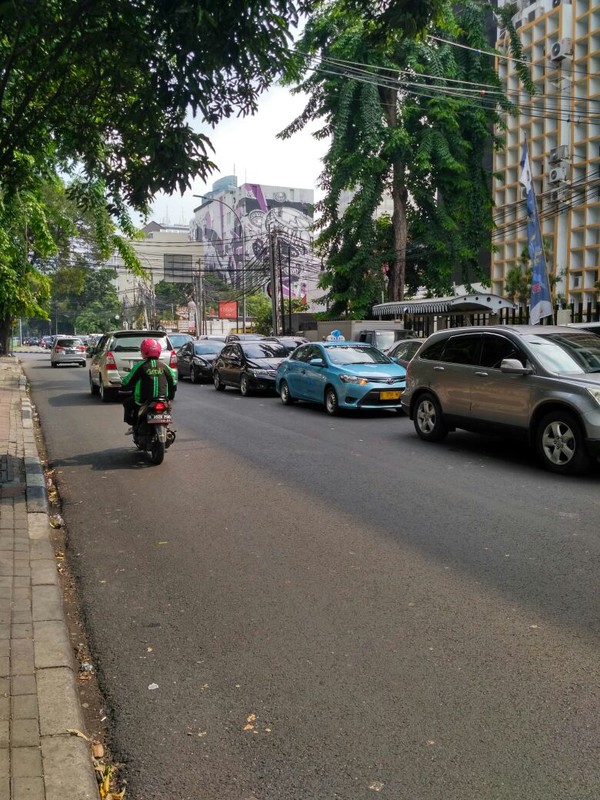 Disewakan Gedung Murah, Siap huni di Jl Agus Salim Menteng Jakarta Pusat 