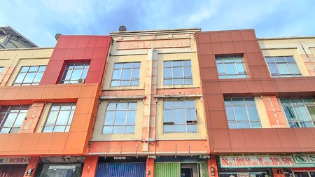 Ruko MalCikampek Ahmad Yani Dawuan Tengah Karawang dekat Cikalong