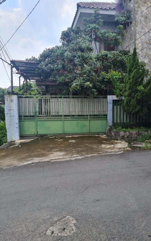 Rumah Bagus Di Jl Kepodang Raya , Jl H Toran Bintaro Sektor 2