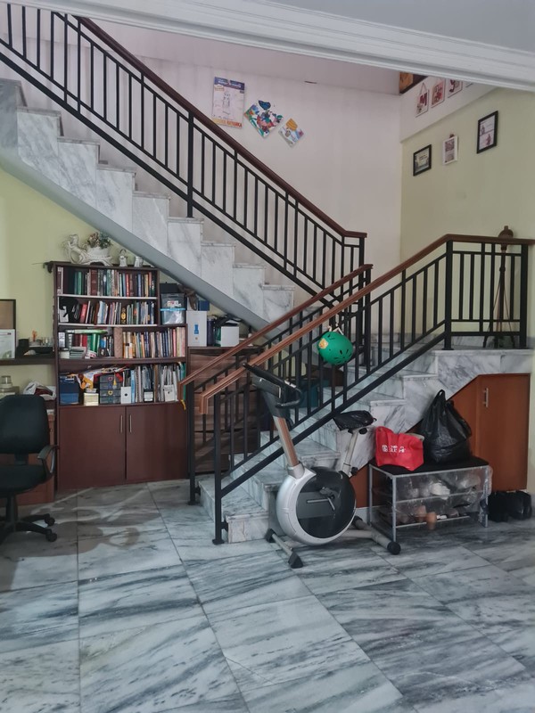 Rumah Bagus Di Jl Kepodang Raya , Jl H Toran Bintaro Sektor 2