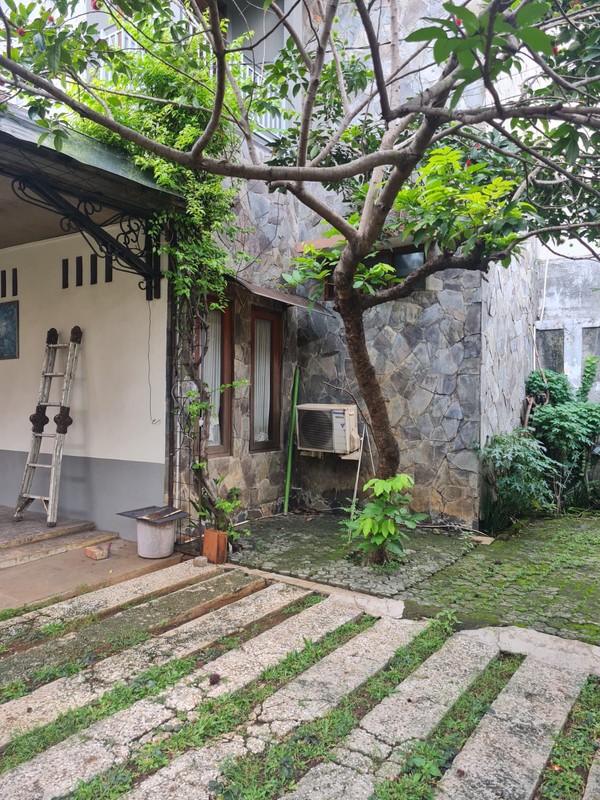 Rumah Bagus Di Jl Kepodang Raya , Jl H Toran Bintaro Sektor 2