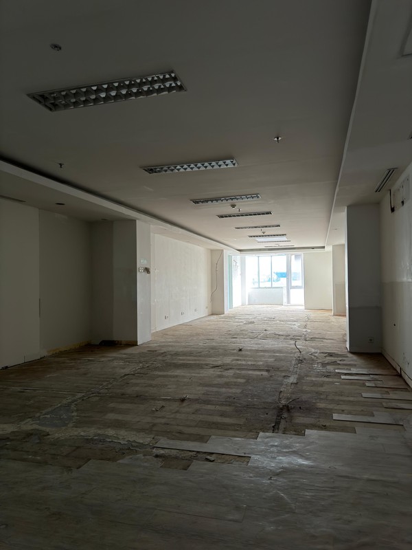 Di Jual GEDUNG VICTORIA di Jl Sultan Hasanudin  Kebayoran Baru Blok M Jakarta Selatan.