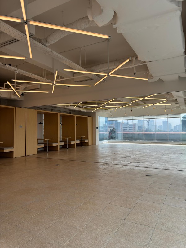 Di Jual GEDUNG VICTORIA di Jl Sultan Hasanudin  Kebayoran Baru Blok M Jakarta Selatan.