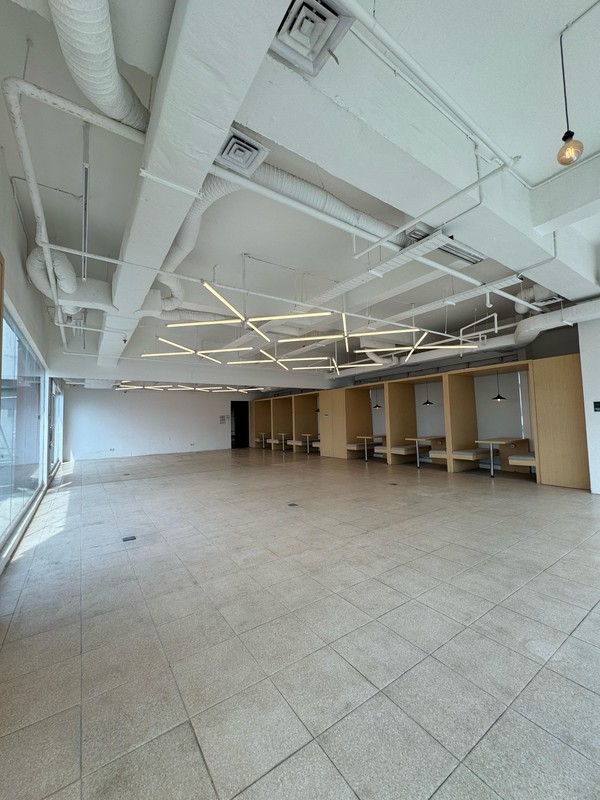 Di Jual GEDUNG VICTORIA di Jl Sultan Hasanudin  Kebayoran Baru Blok M Jakarta Selatan.