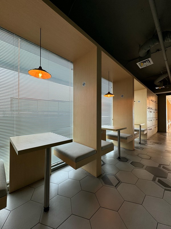 Di Jual GEDUNG VICTORIA di Jl Sultan Hasanudin  Kebayoran Baru Blok M Jakarta Selatan.