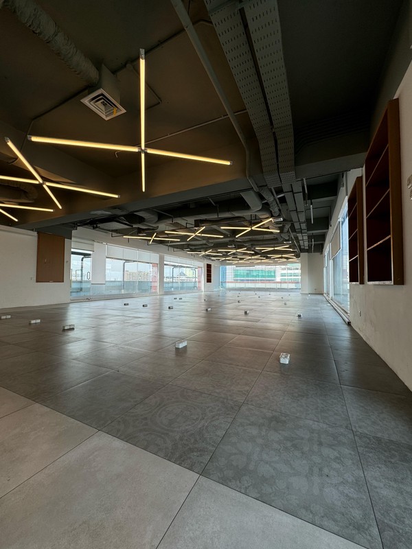 Di Jual GEDUNG VICTORIA di Jl Sultan Hasanudin  Kebayoran Baru Blok M Jakarta Selatan.