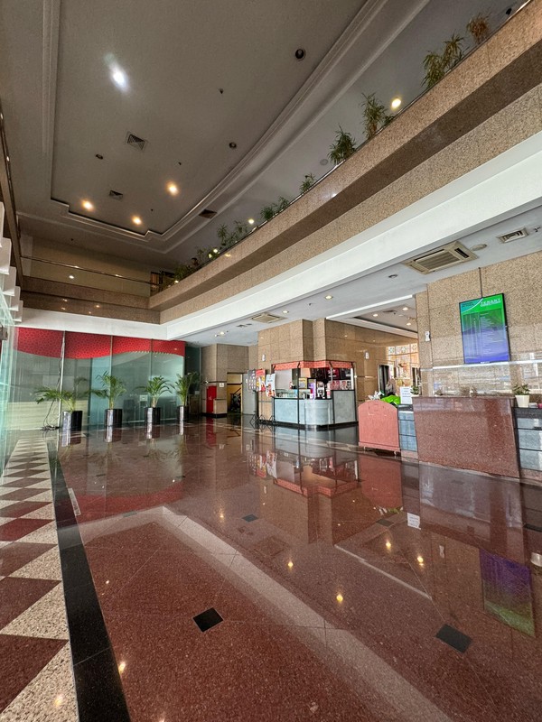 Di Jual GEDUNG VICTORIA di Jl Sultan Hasanudin  Kebayoran Baru Blok M Jakarta Selatan.