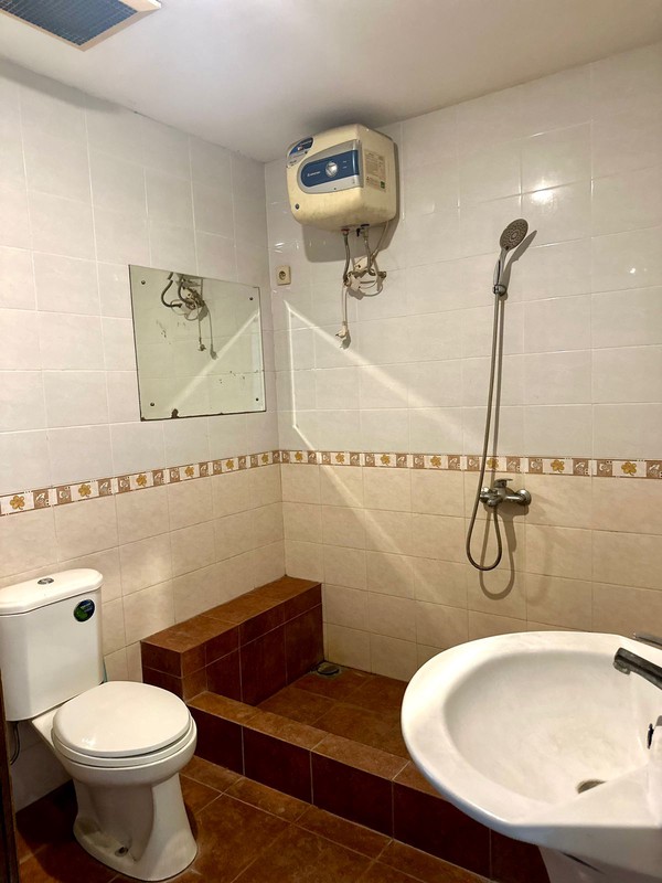 Rumah di Bukit Nusa Indah, dekat KA Sudimara dan diantara Bintaro dan BSD...