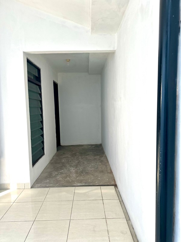 Rumah di Bukit Nusa Indah, dekat KA Sudimara dan diantara Bintaro dan BSD...