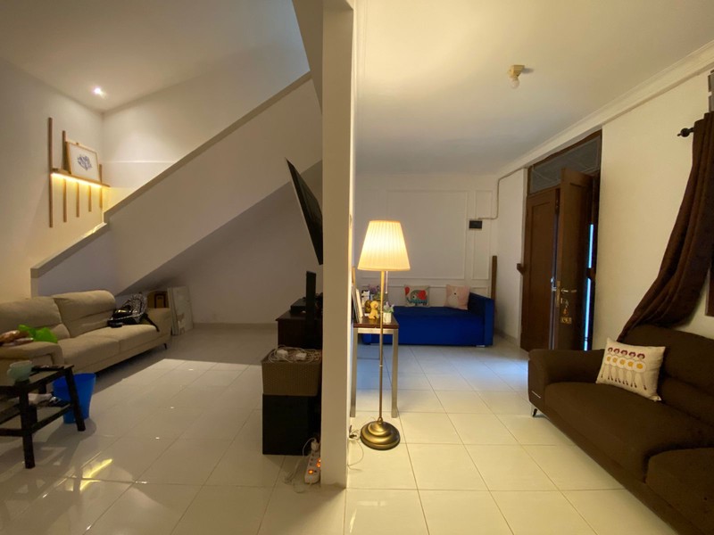 Rumah di Bukit Nusa Indah, dekat KA Sudimara dan diantara Bintaro dan BSD...