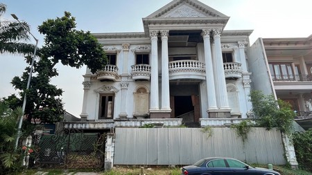 Rumah Bukit Gading Mediterania, Kelapa Gading, swimming pool,gym, basement, gazebo