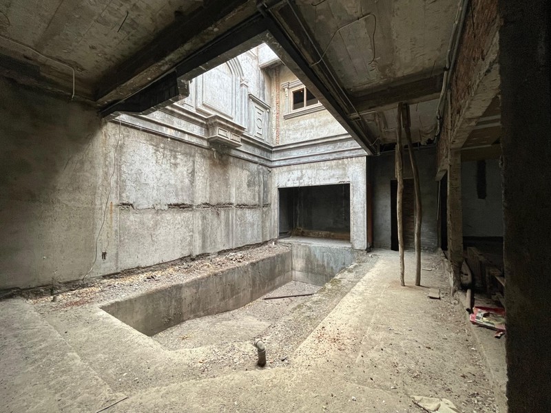 Rumah Bukit Gading Mediterania, Kelapa Gading, swimming pool,gym, basement, gazebo