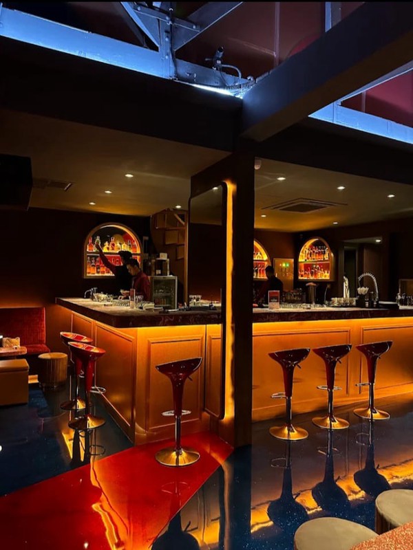 Dijual Tempat Usaha Lokasi Strategis Dekat Senopati, SCBD Cocok Untuk Kantor, Klinik Maupun Resto.