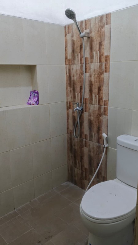 Disewakan Rumah Dalam Perum, Lokasi Staregis Dekat Jalan Kaliurang Km 5, Caturtunggal, Depok, Sleman