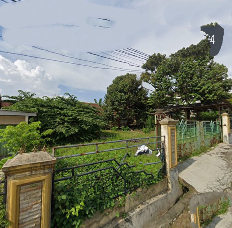 Rumah 1,5 lantai dengan halaman luas dijalan Ratudibalau Tanjung Senang, Bandar Lampung (Lampung)