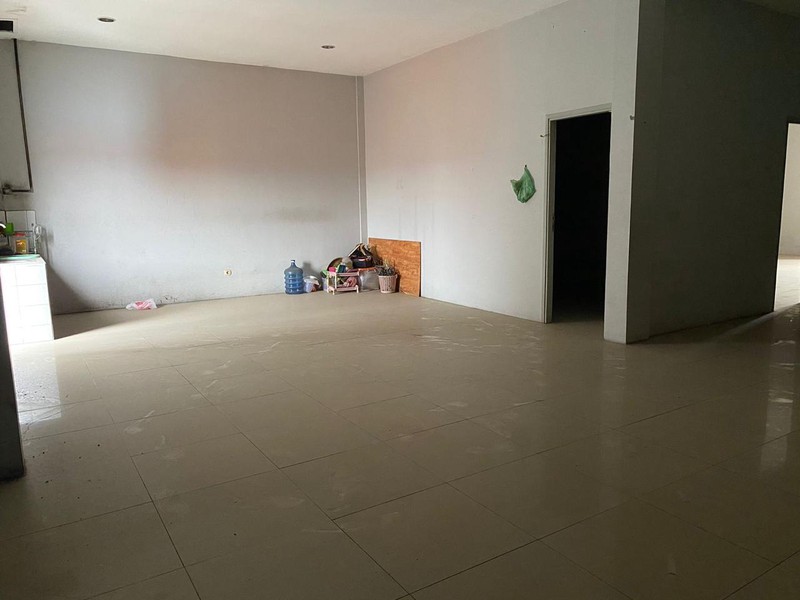 Dijual Ruko 3 Lantai Mangku Ring Road Utara, Dekat Pakuwon Mall, Condongcatur, Depok, Sleman