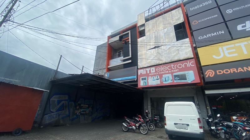 Dijual Ruko 3 Lantai Mangku Ring Road Utara, Dekat Pakuwon Mall, Condongcatur, Depok, Sleman