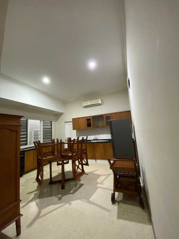 Rumah Siap Huni Di Kebayoran Lama, Jakarta Selatan