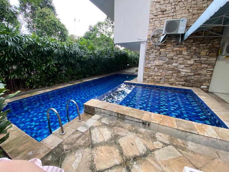 Rumah Siap Huni Di Kebayoran Lama, Jakarta Selatan