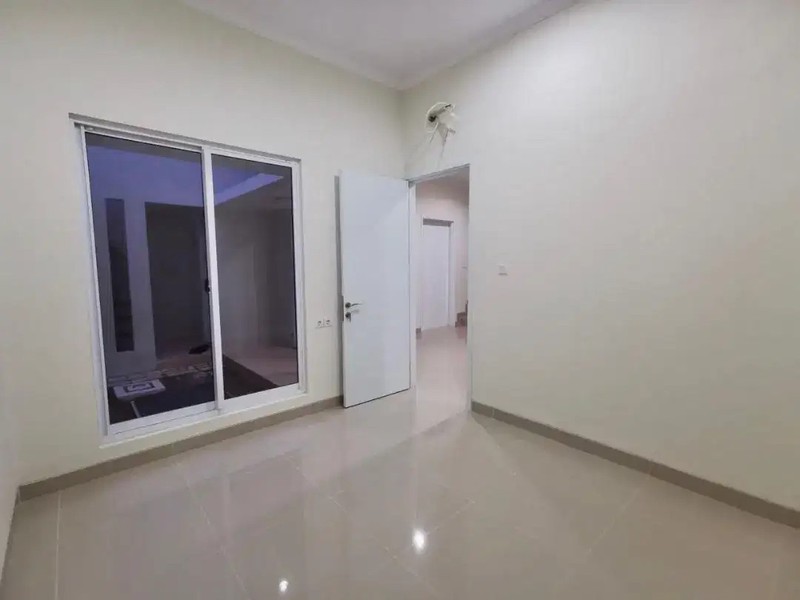 Flash Sale. Rumah mewah cluster Vivaldi, Gading Serpong