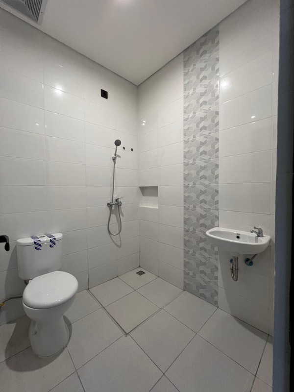 Dijual Rumah Manukan Surabaya Barat - Baru Gress 2 Lantai Siap Huni  