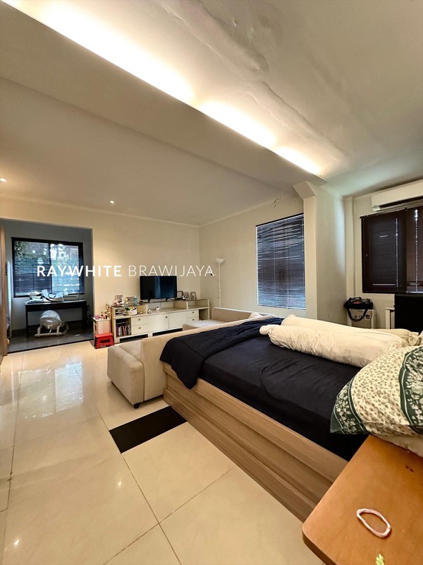 Turun Harga Rumah Siap Huni Dalam Kompleks Bona Indah