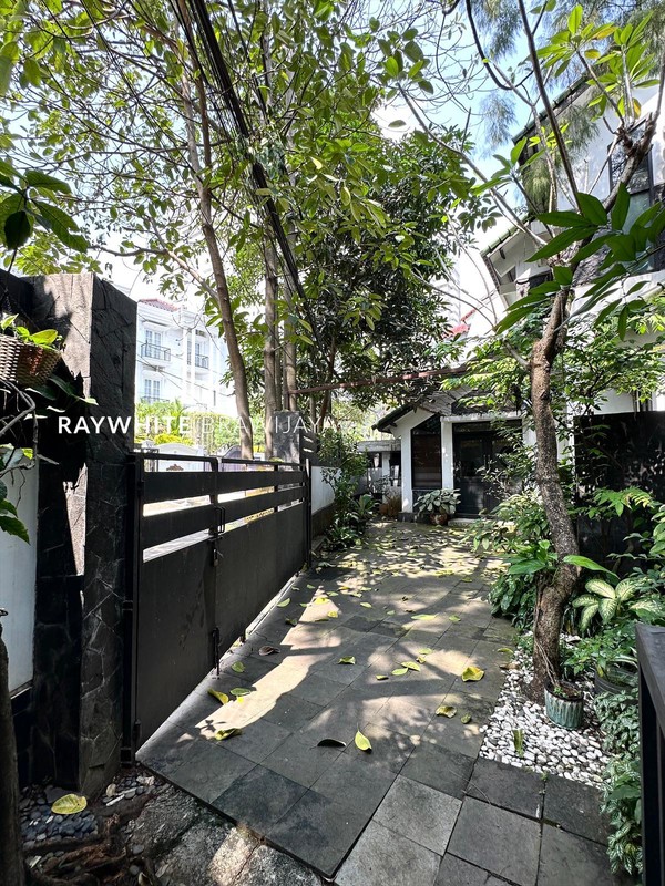 Turun Harga Rumah Siap Huni Dalam Kompleks Bona Indah