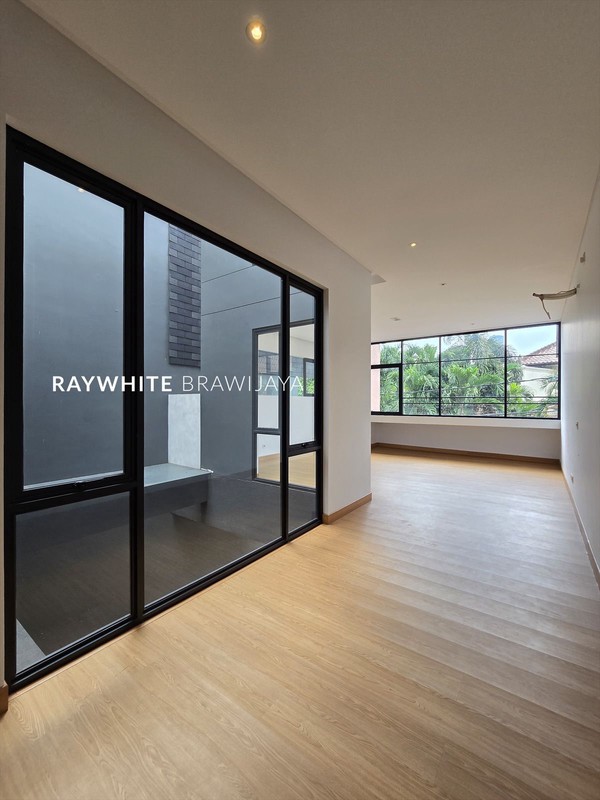 Brand New House Modern Minimalis Area Kemang Arco