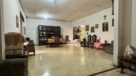 Dijual Rumah Lama Lokasi Di Gandaria Selatan, Jakarta Selatan