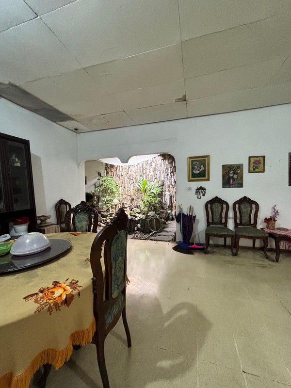 Dijual Rumah Lama Lokasi Di Gandaria Selatan, Jakarta Selatan