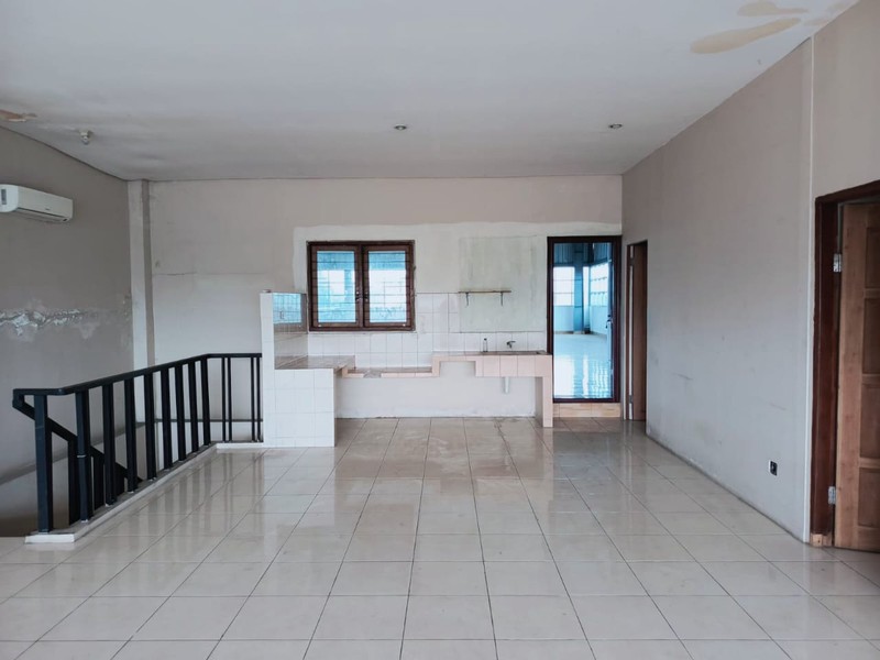 DIJUAL Ruko 2 Lantai  di dekat PLN Jogja