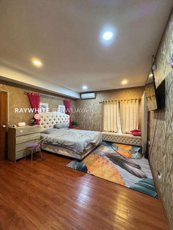 Rumah Mewah Furnished Lingkungan Tenang Area Kemang Ampera